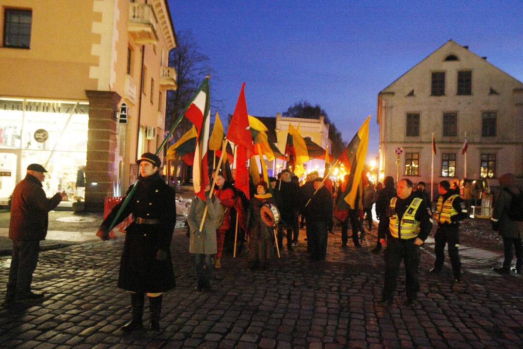Eitynėmis su deglais paminėta Klaipėdos krašto diena