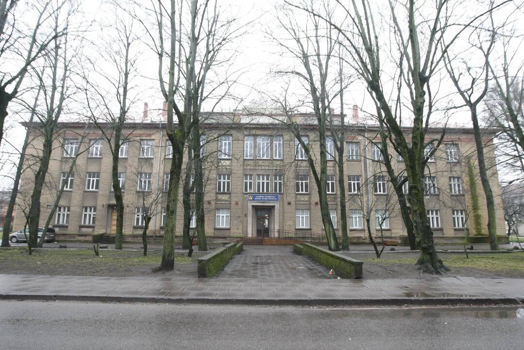 Turtas: Klaipėdos universitetas aukcione parduoda keletą anksčiau aukštosios mokyklos naudotų statinių.