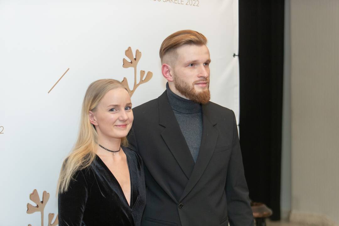 Nacionaliniame Kauno dramos teatre išdalintos „Auksinės teatro rūtos šakelės“