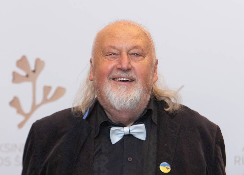 Nacionaliniame Kauno dramos teatre išdalintos „Auksinės teatro rūtos šakelės“