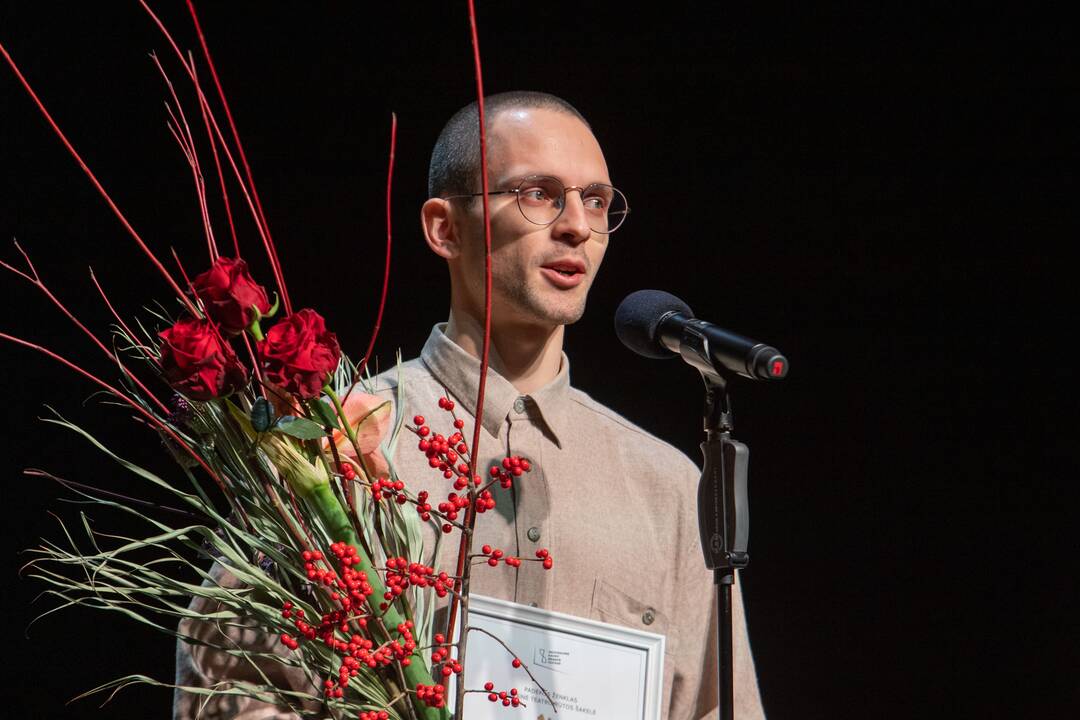 Nacionaliniame Kauno dramos teatre išdalintos „Auksinės teatro rūtos šakelės“