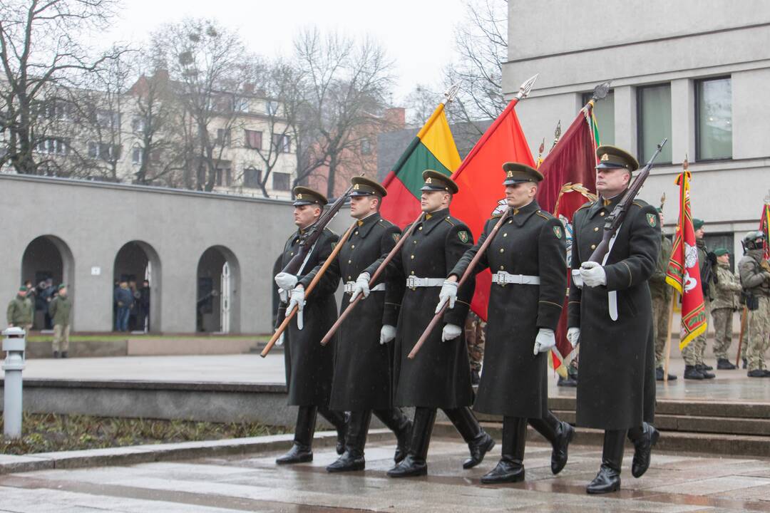 Karo muziejaus sodelyje pagerbtas Nepriklausomybės kovose žuvusių Lietuvos karių atminimas