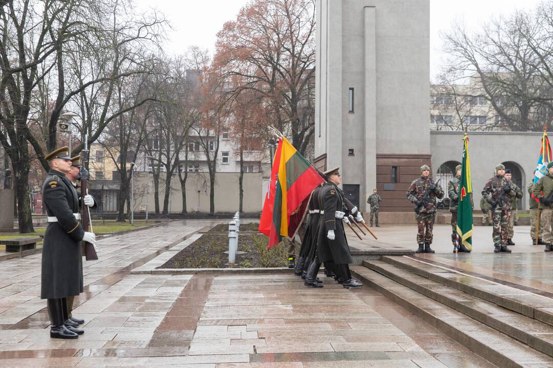 Karo muziejaus sodelyje pagerbtas Nepriklausomybės kovose žuvusių Lietuvos karių atminimas