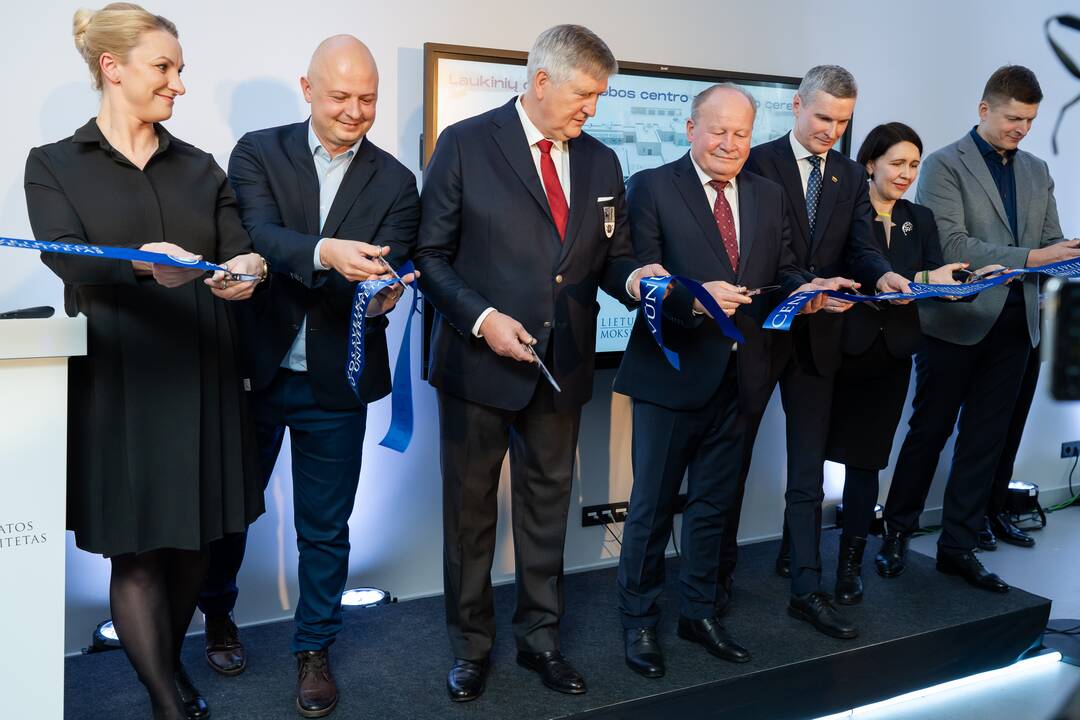 Laukinių gyvūnų globos centro atidarymas