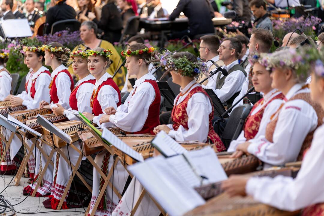 Kaune įsisiūbuoja Dainų šventė