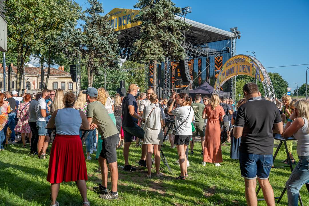 Aludarių dienos šventė prie „Volfas Engelman“ daryklos