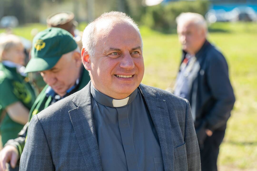 Ukrainos aukų atminties ąžuolynas 