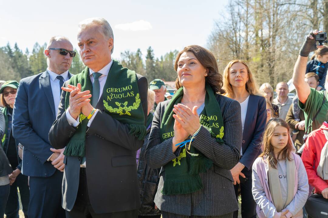 Ukrainos aukų atminties ąžuolynas 