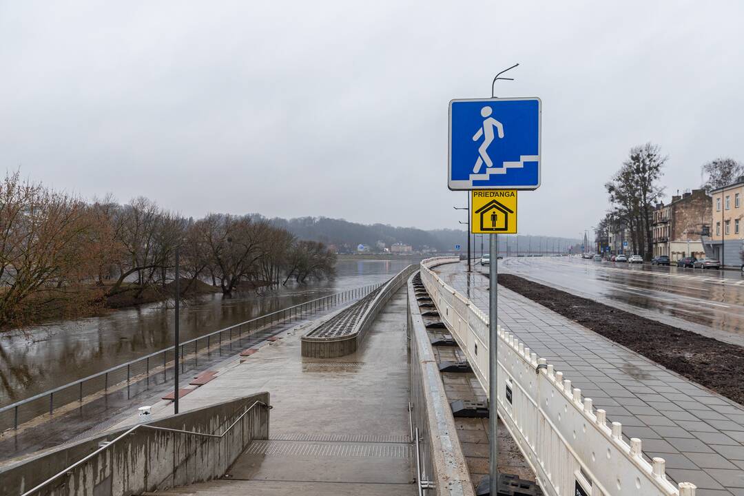 Po remonto atidaryta požeminė pėsčiųjų perėja
