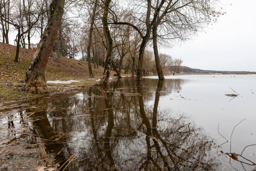 Apsemti Santakos parko takai