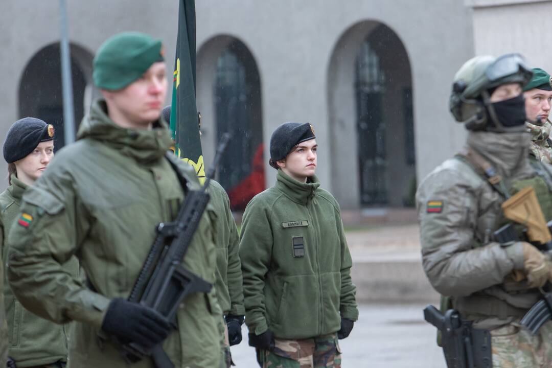 Karo muziejaus sodelyje pagerbtas Nepriklausomybės kovose žuvusių Lietuvos karių atminimas