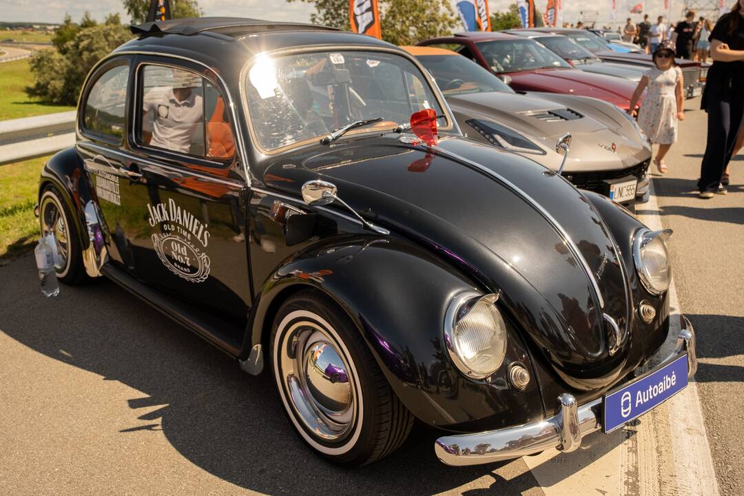 "Memel Motor Fest" išskirtinių automobilių paroda Palangoje