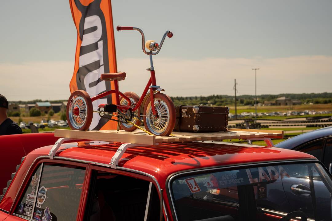 "Memel Motor Fest" išskirtinių automobilių paroda Palangoje