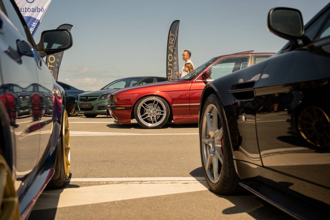 "Memel Motor Fest" išskirtinių automobilių paroda Palangoje