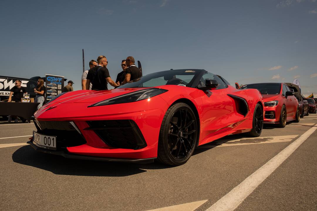 "Memel Motor Fest" išskirtinių automobilių paroda Palangoje