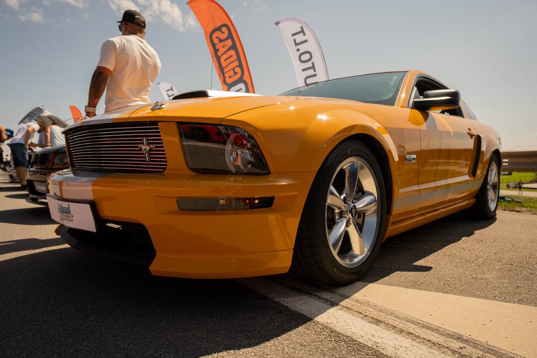 "Memel Motor Fest" išskirtinių automobilių paroda Palangoje