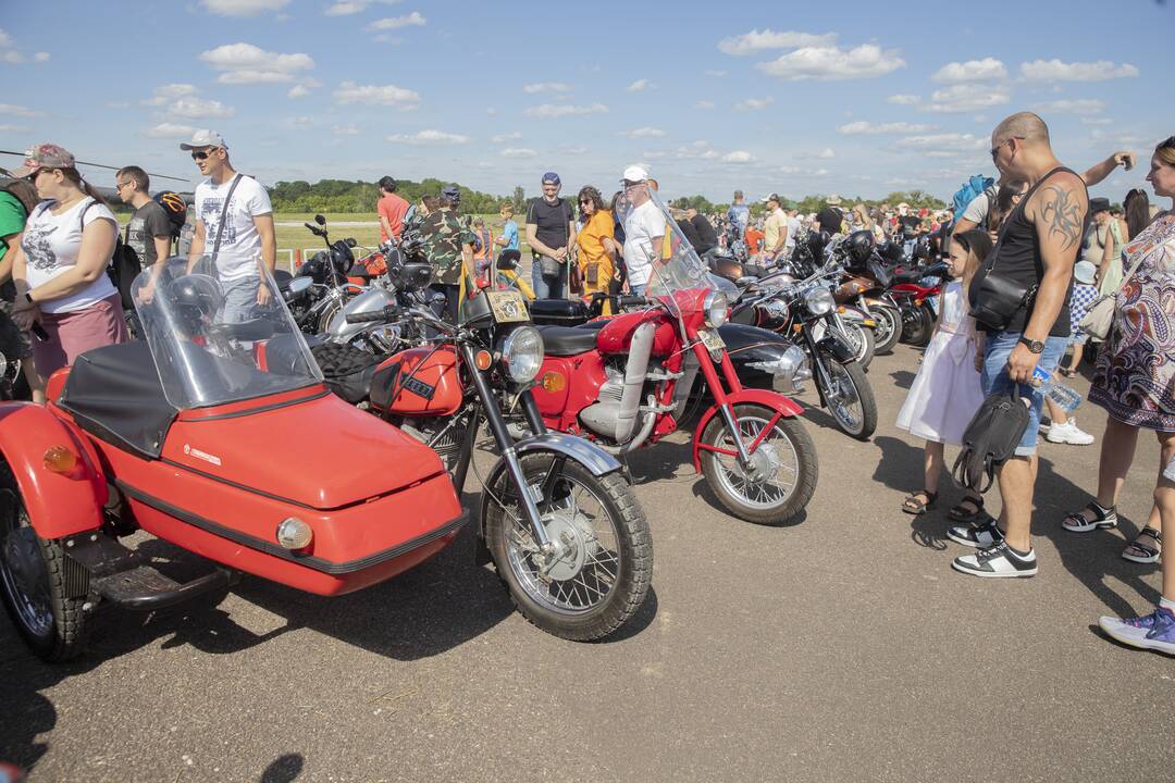 "Bike Show Kaunas" baikerių kolona