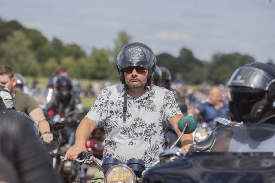 "Bike Show Kaunas" baikerių kolona