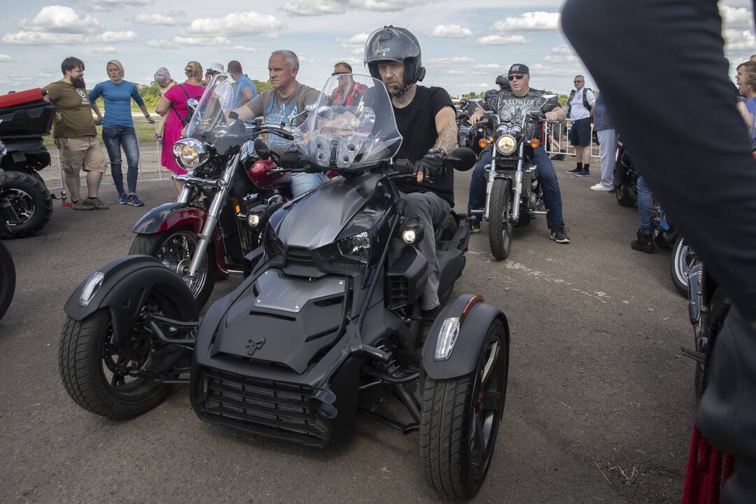 "Bike Show Kaunas" baikerių kolona