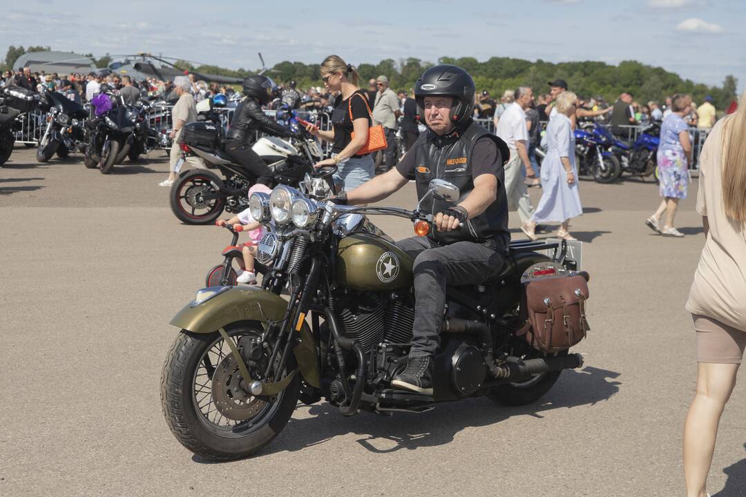 "Bike Show Kaunas" baikerių kolona