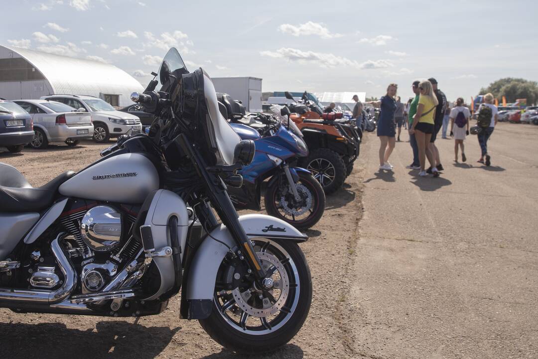 "Bike Show Kaunas" baikerių kolona