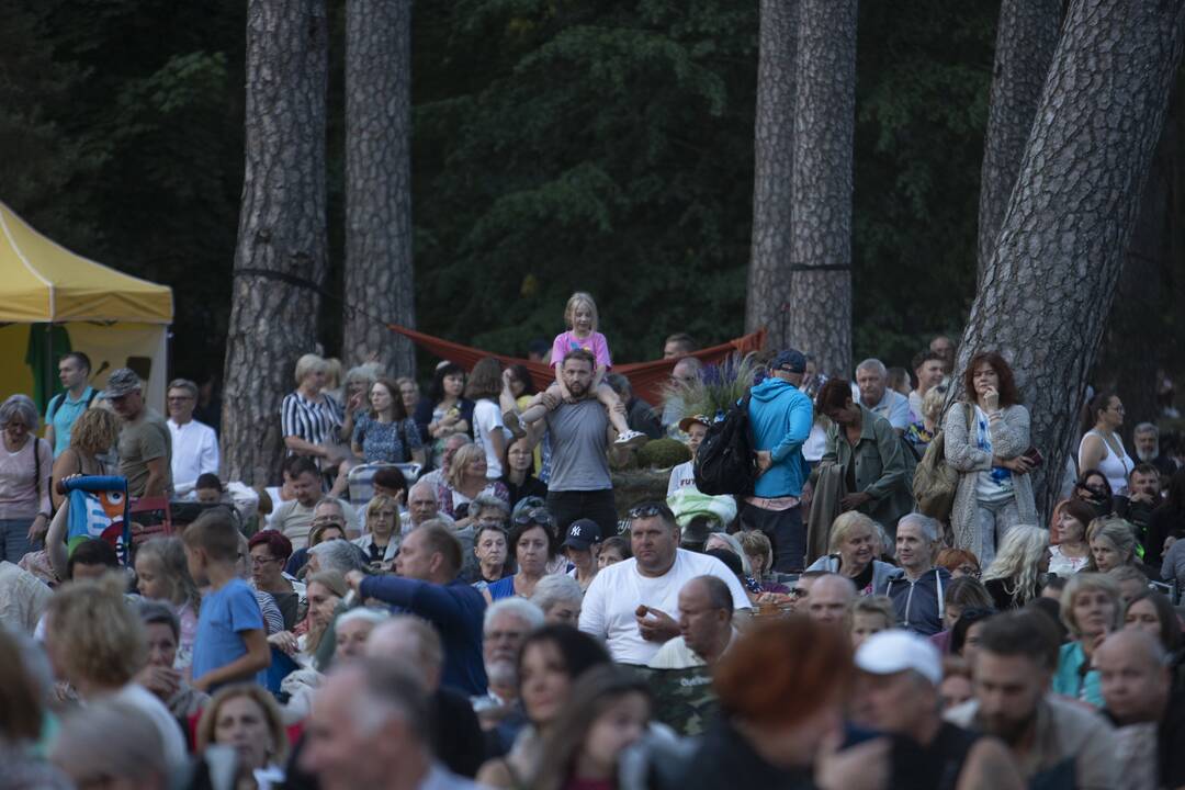 Bardų festivalis "Akacijų alėja"