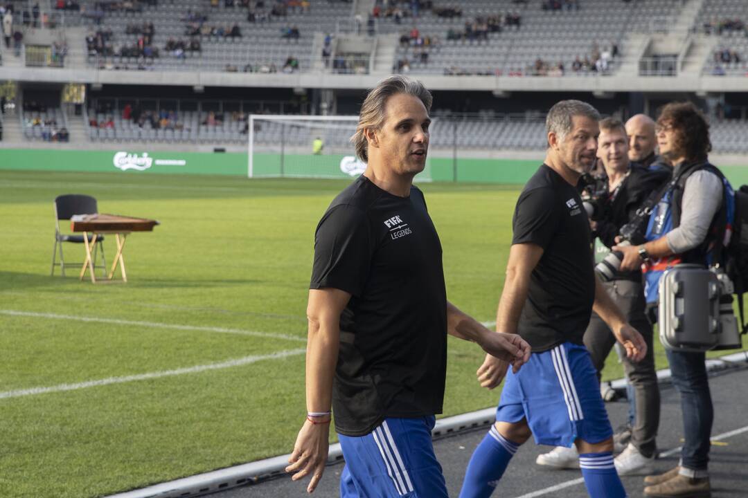 Kauno S. Dariaus ir S. Girėno stadione įvyko Lietuvos ir FIFA futbolo legendų rungtynės