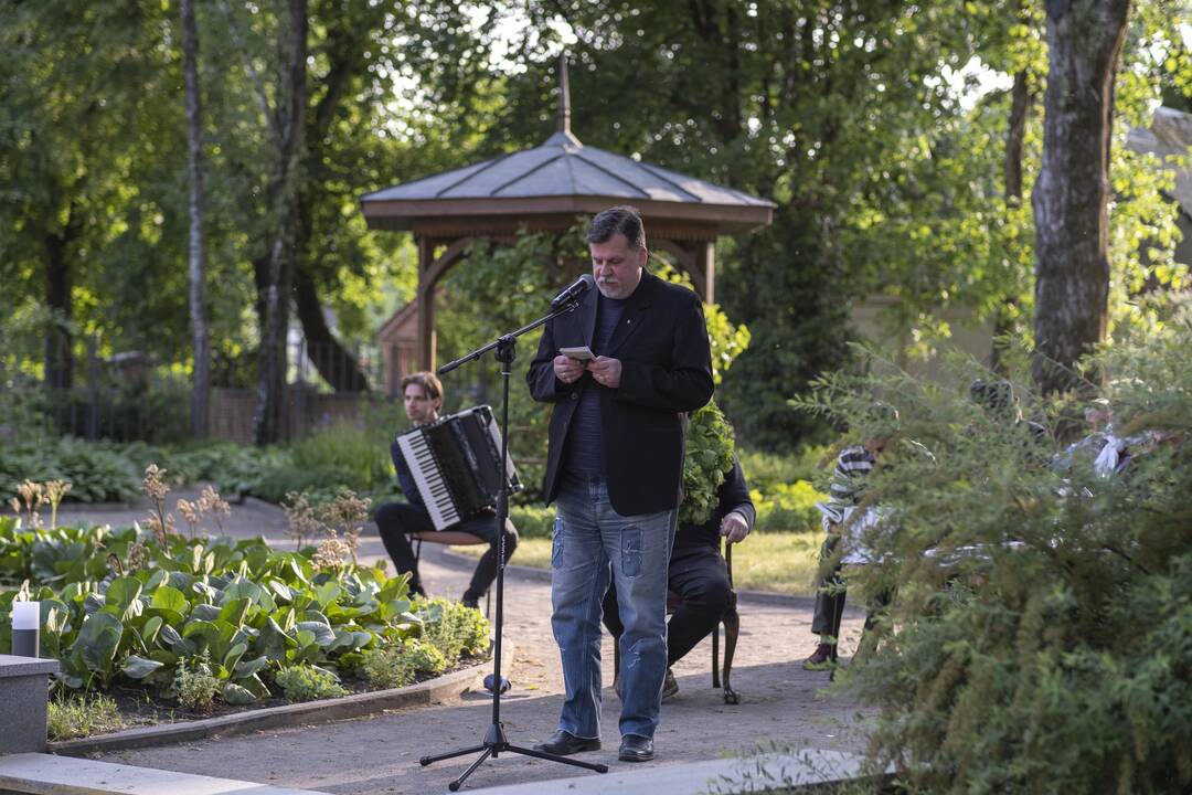 Kaune vainikuotas "Poezijos pavasario" laureatas