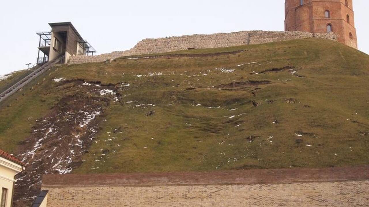 Geologai ieško būdų, kaip išsaugoti Gedimino kalną