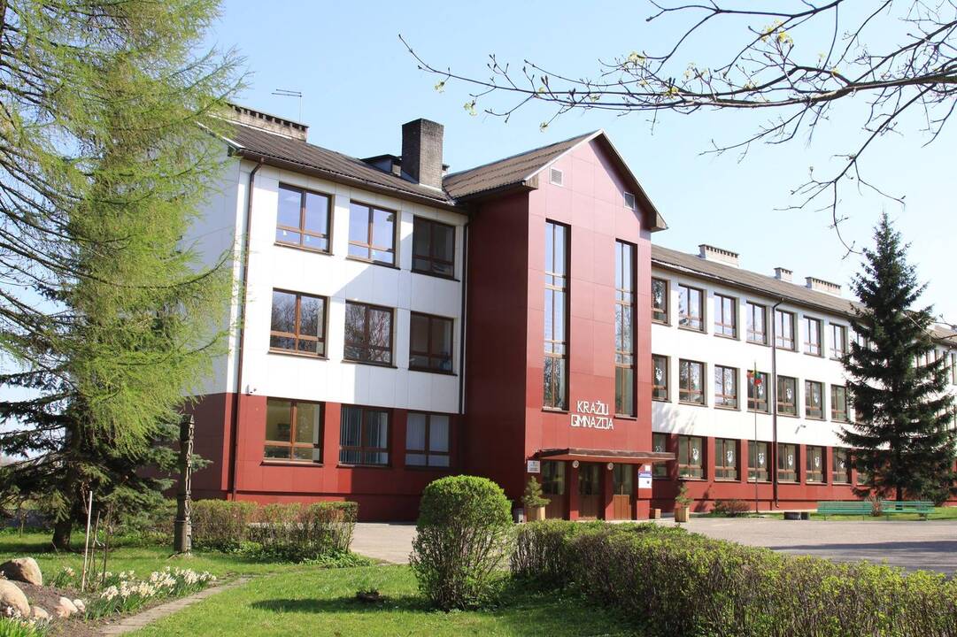 Kražių gimnazija mini įkūrimo 400-ąsias metines