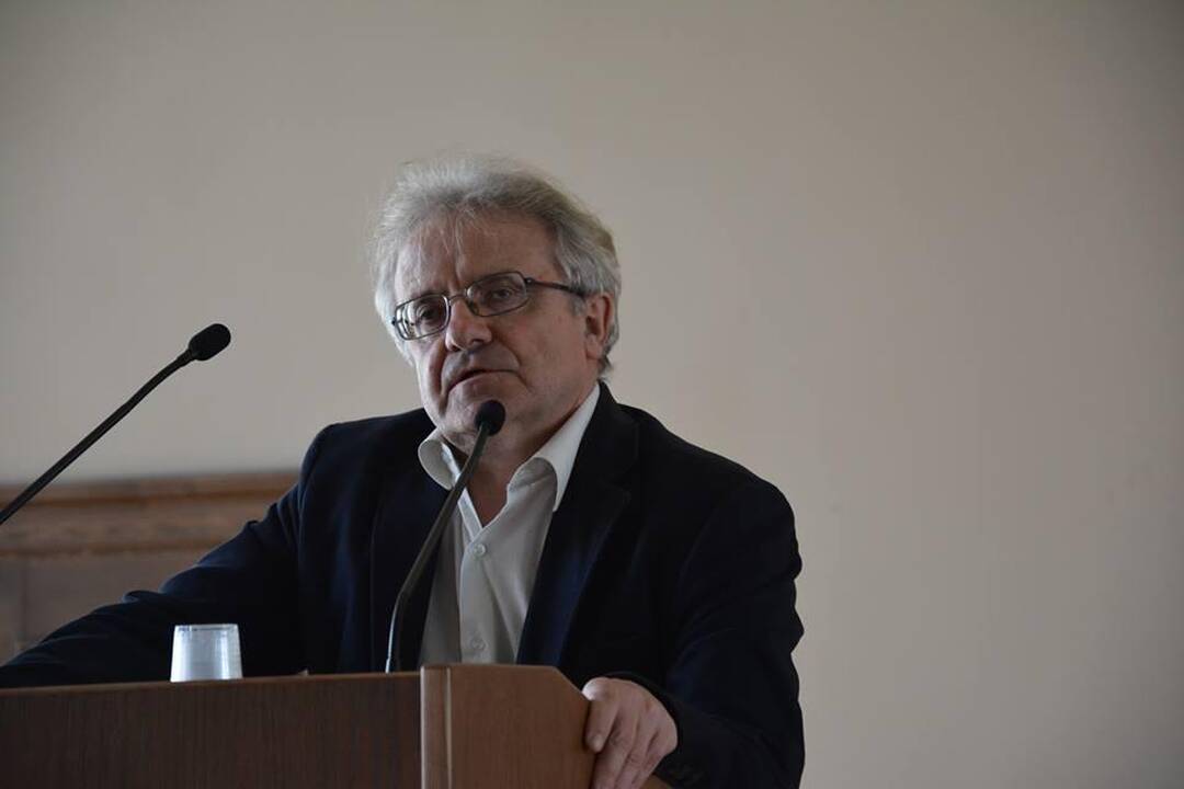 V. Radžvilas: politiniam elitui Lietuvos likimas rimtai nerūpi