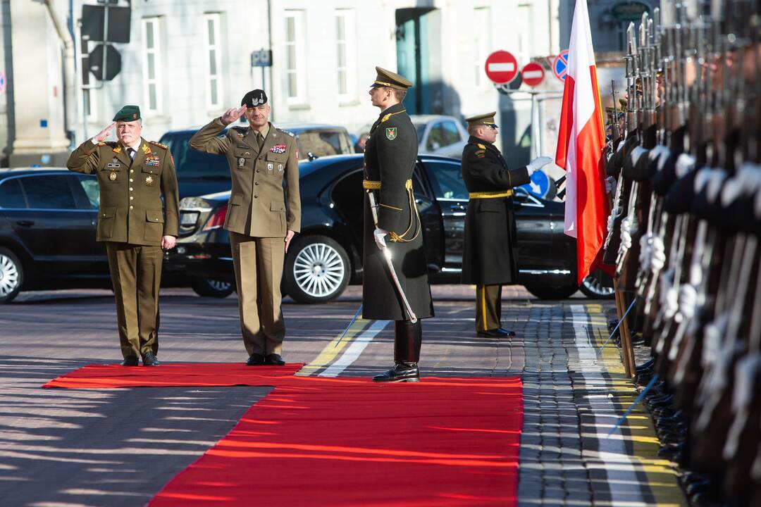 Į Lietuvą atvyko Lenkijos kariuomenės vadas