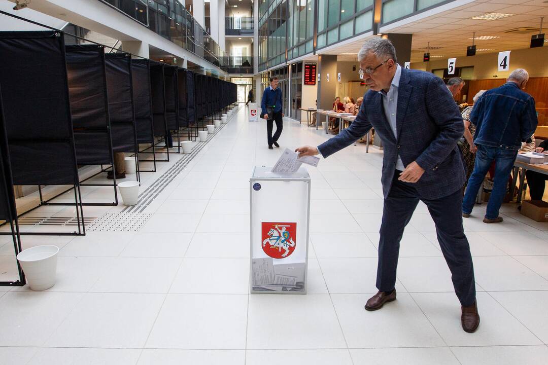 Prasidėjo išankstinis balsavimas savivaldybėse