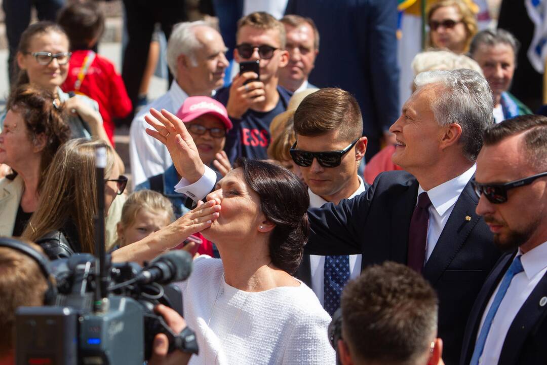 Miestų ir miestelių vėliavų pagerbimo ceremonija