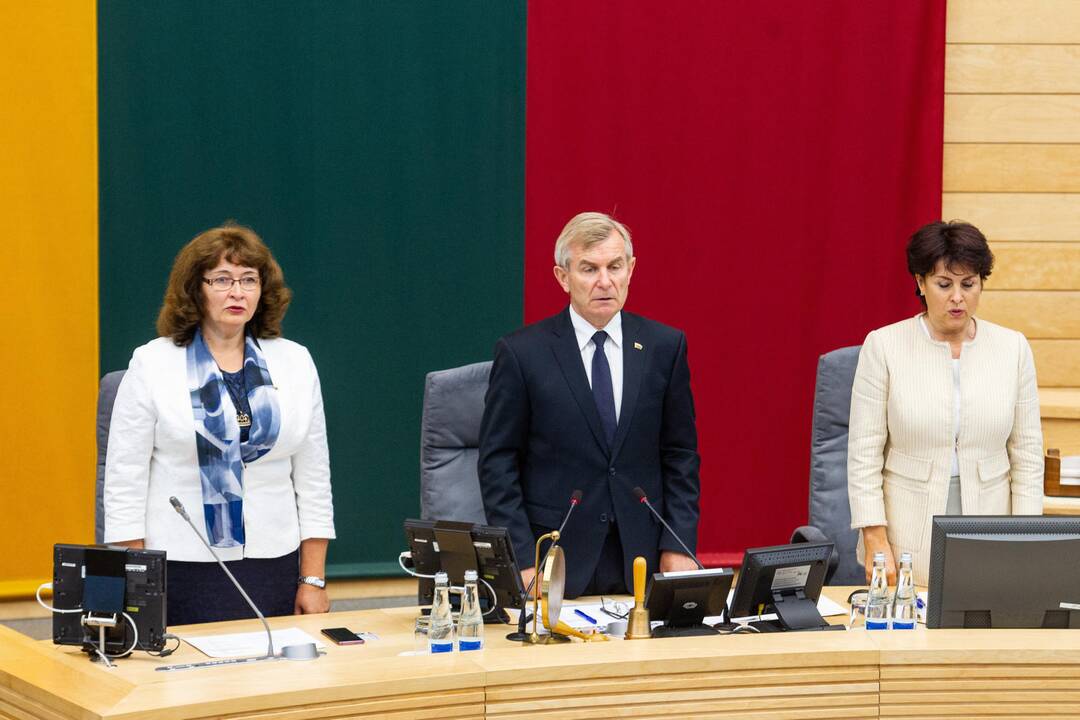 Seimas iki sausio vidurio pratęsė rudens sesiją