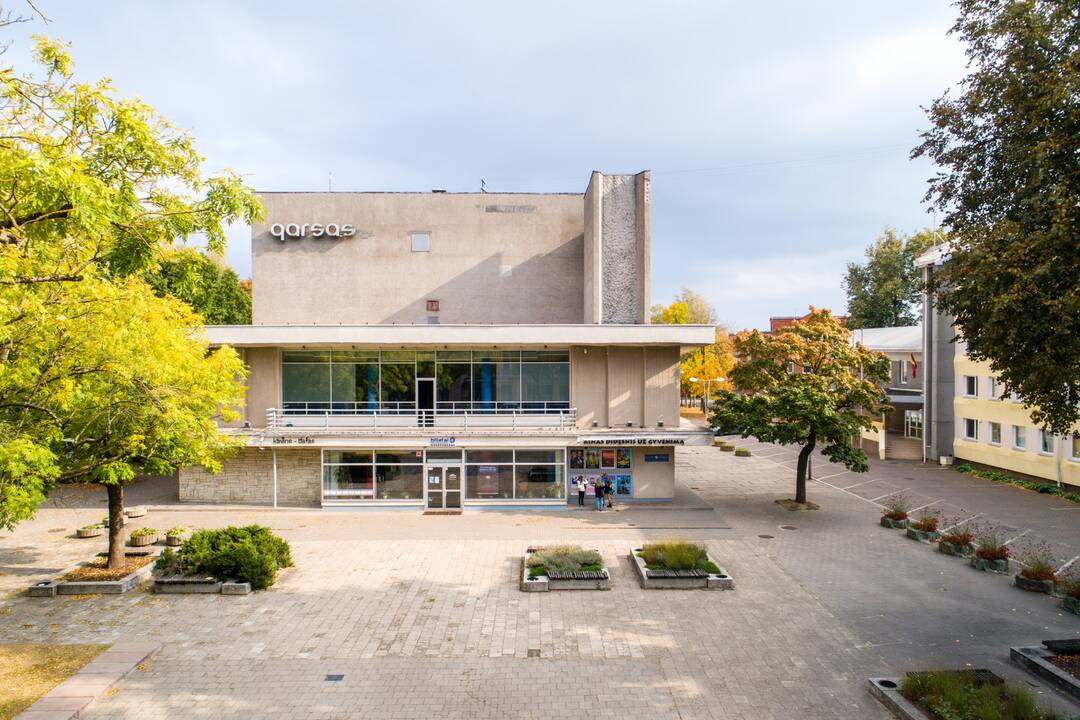 Panevėžio savivaldybė planuotą „Garso“ kino teatro griovimą nukelia į kovą