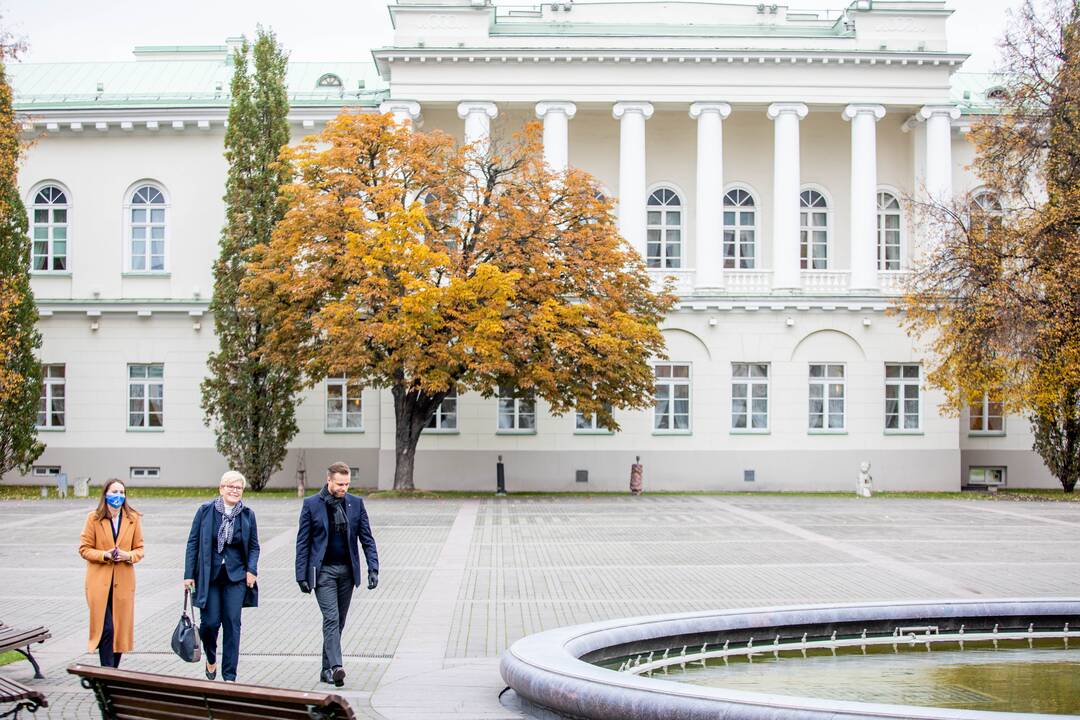 Prezidentas susitinka su partijų lyderiais