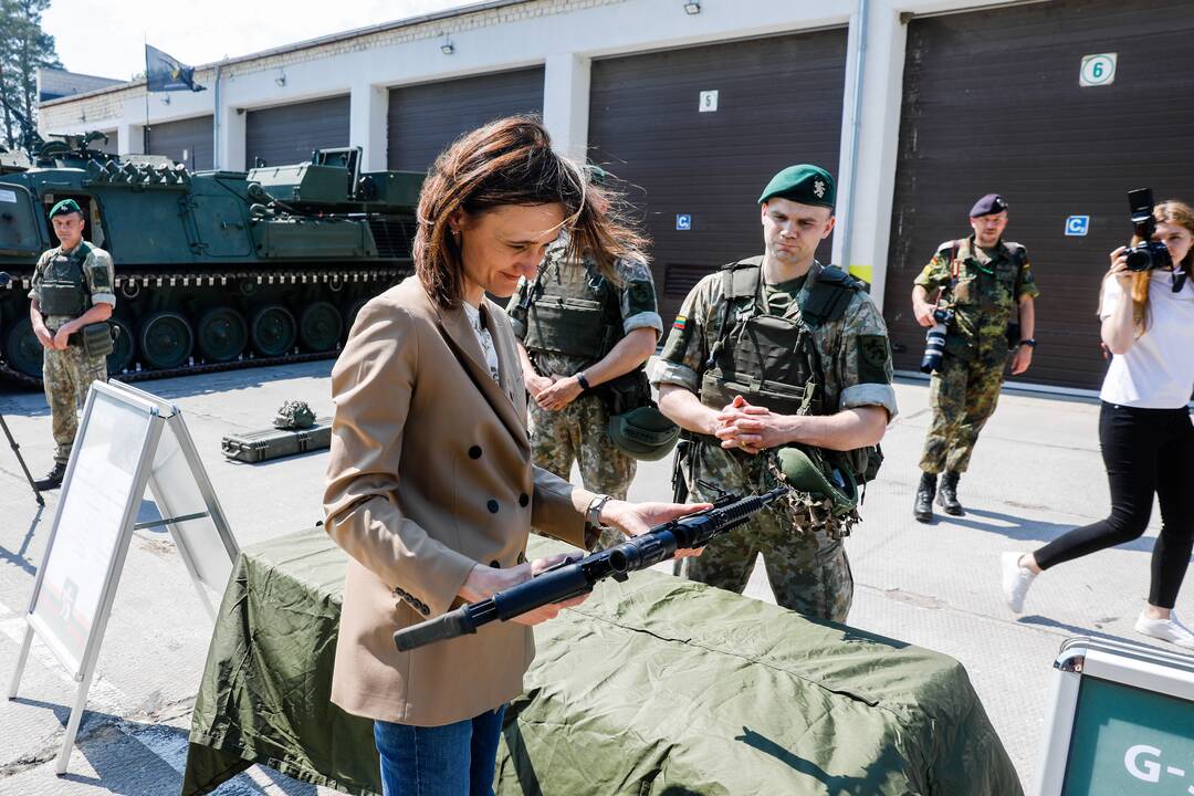 Seimo pirmininkė Rukloje lankė karius