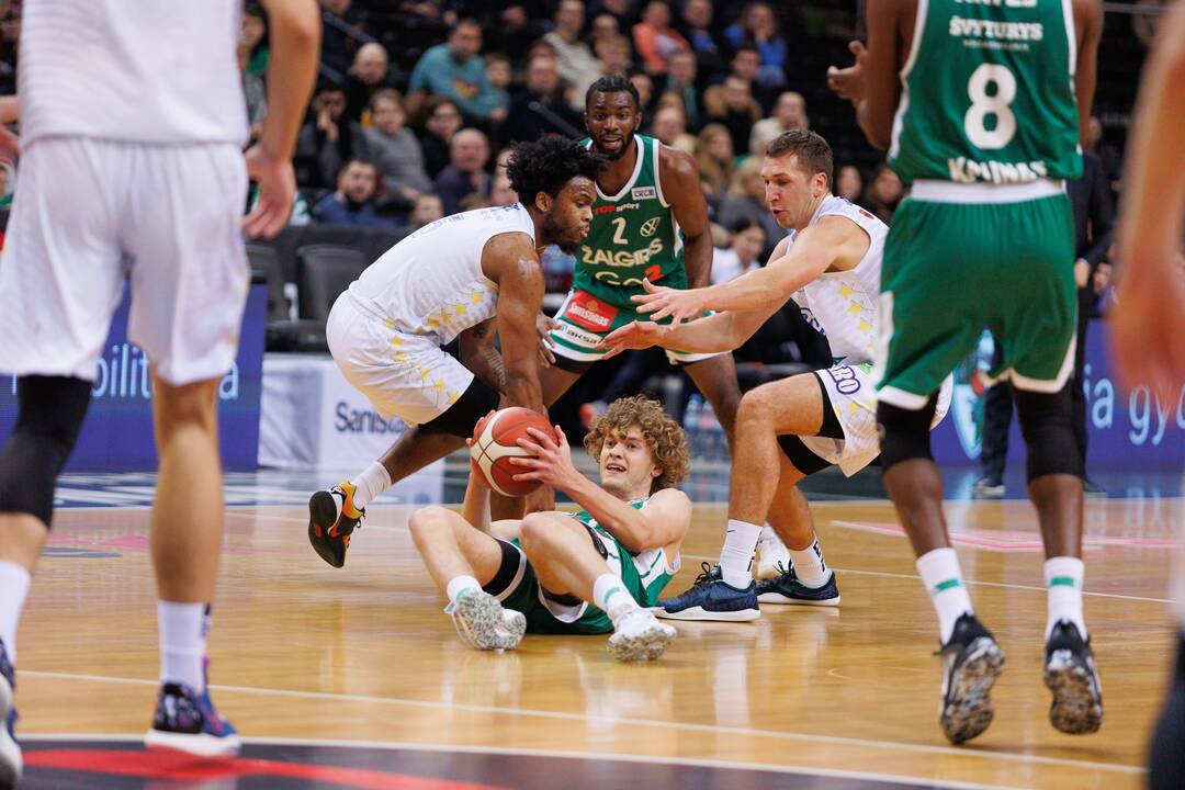 „Žalgiris“ – „Pieno žvaigždės“ 84:61