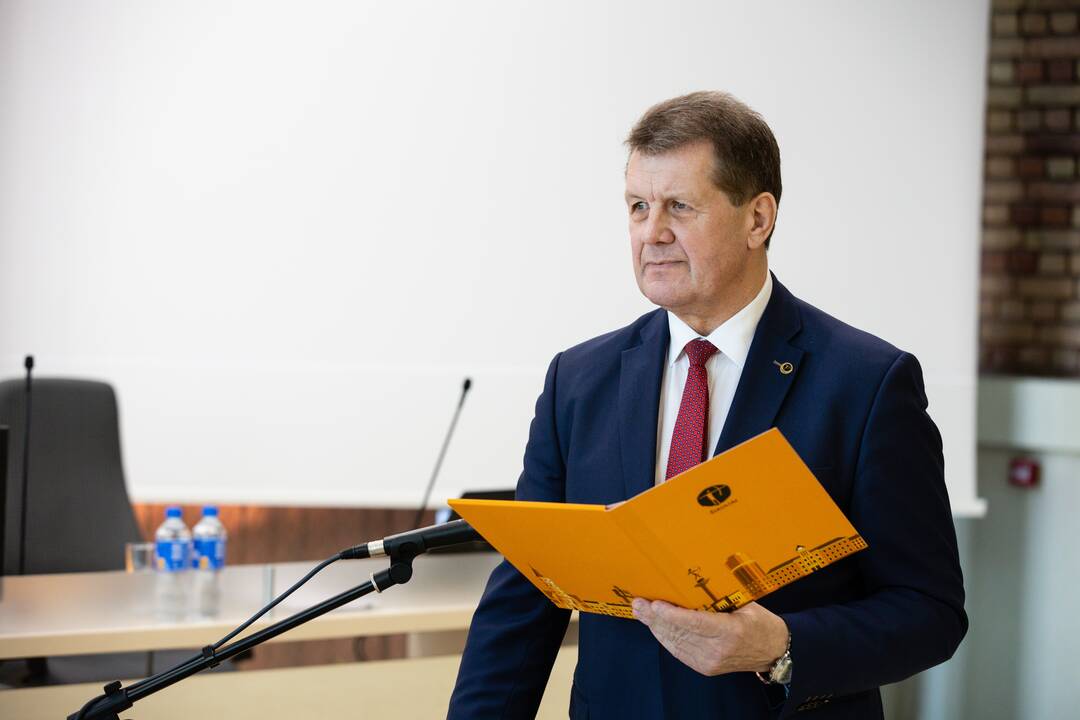Prisiekė naujai išrinkti Šiaulių miesto tarybos nariai ir meras