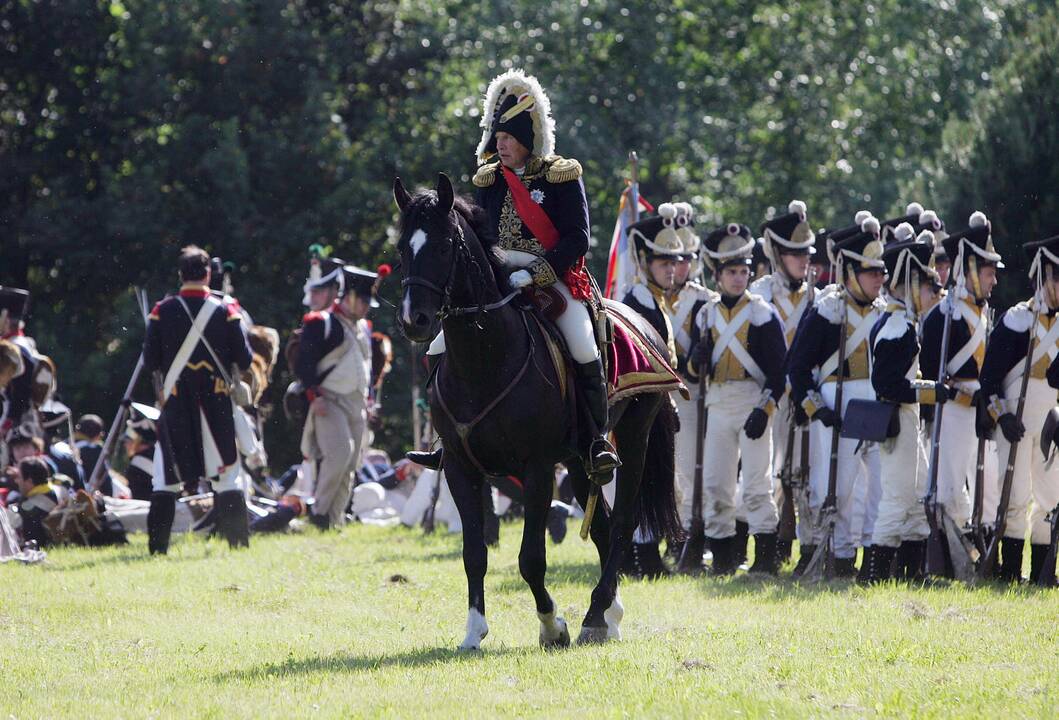 1804 m. Napoleonas Bonaparte’as paskelbtas Prancūzijos imperatoriumi