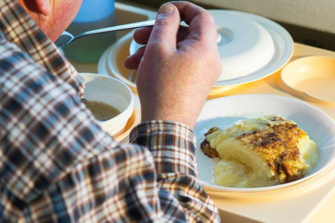 Santaros klinikoms  – rimtas iššūkis: sutriko pacientų maitinimas