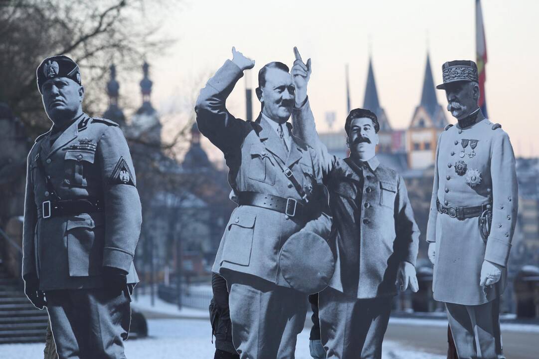1922 m. Benito Mussolini tapo Italijos diktatoriumi