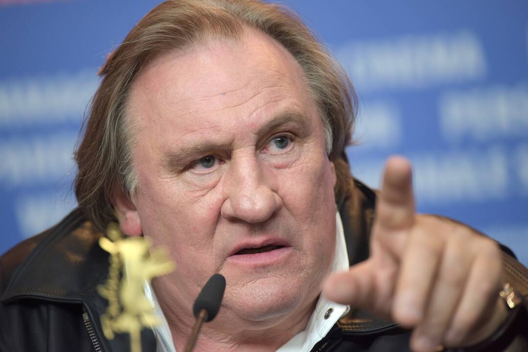 1948 m. gimė prancūzų aktorius Gerard’as Depardieu