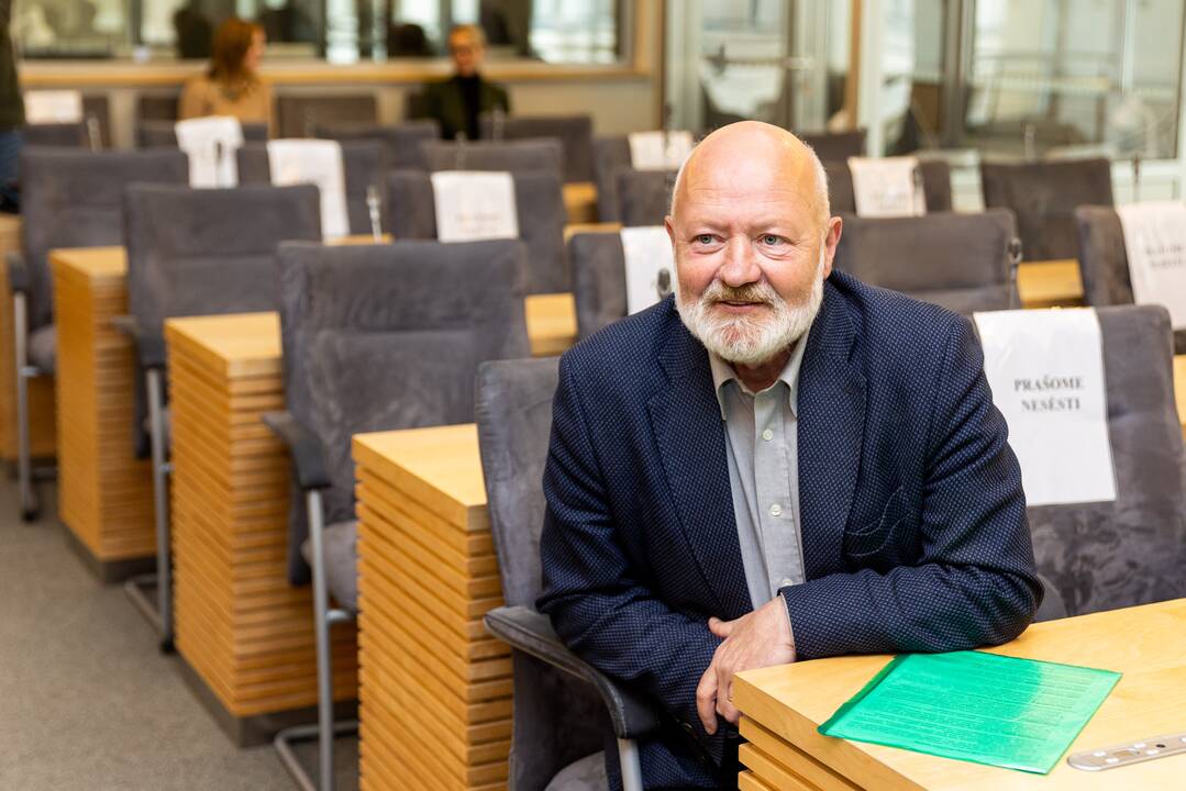 E. Gentvilas apie konfliktą Seime: yra valdančiųjų, kurie nenulaiko liežuvio