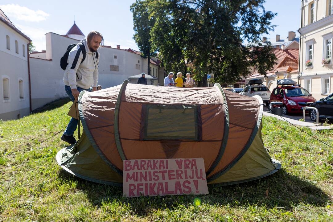 Studentų protestas dėl bendrabučių trūkumo