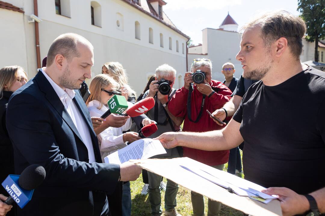 Studentų protestas dėl bendrabučių trūkumo