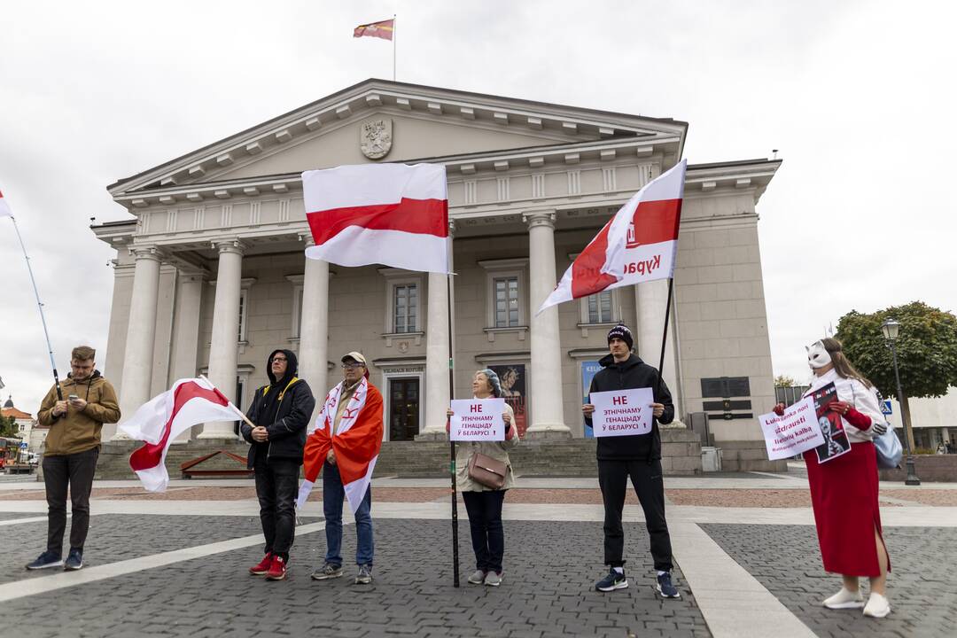 Protesto akcija prieš nacionalinių mokyklų uždarymą Baltarusijoje