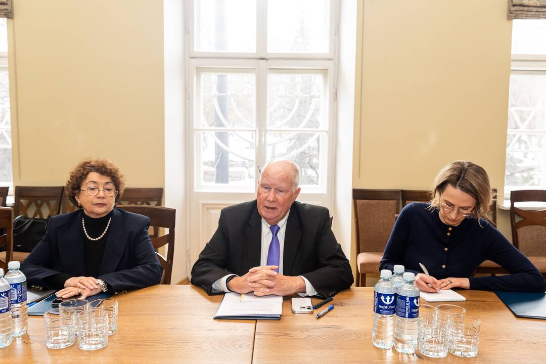 Spaudos konferencija apie kompensacijas už nusavintą žydų turtą