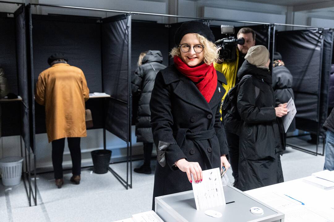 Tęsiasi išankstinis balsavimas savivaldos rinkimuose